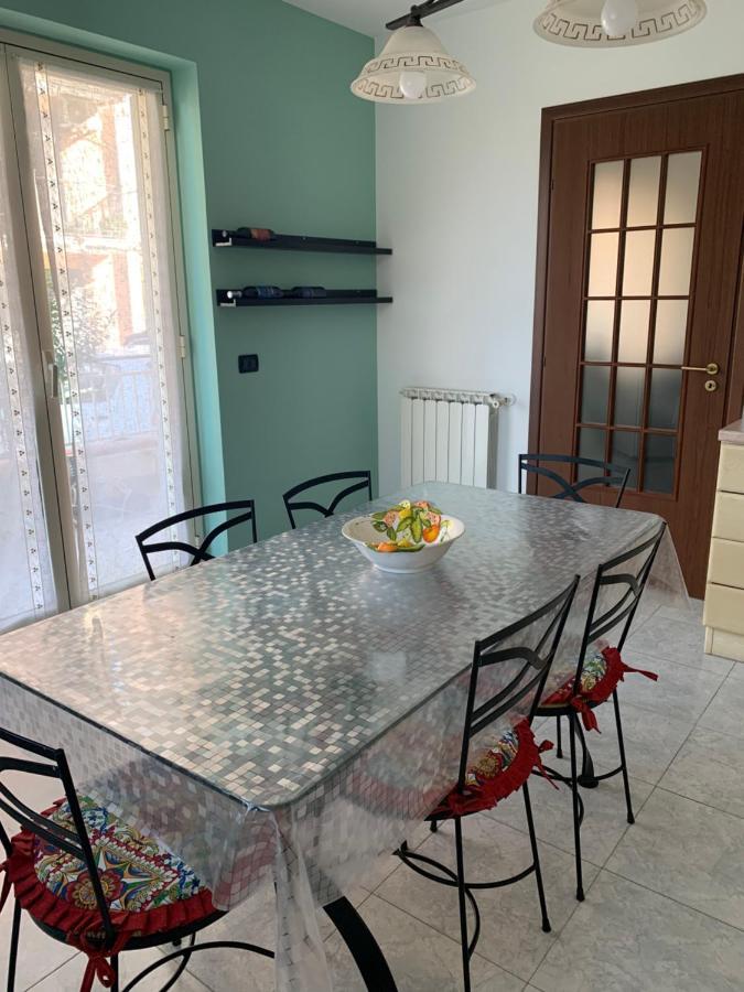 Torrevarata Vacanze Villa Santa Teresa Di Riva Kültér fotó