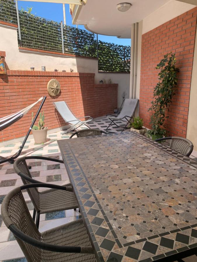 Torrevarata Vacanze Villa Santa Teresa Di Riva Kültér fotó